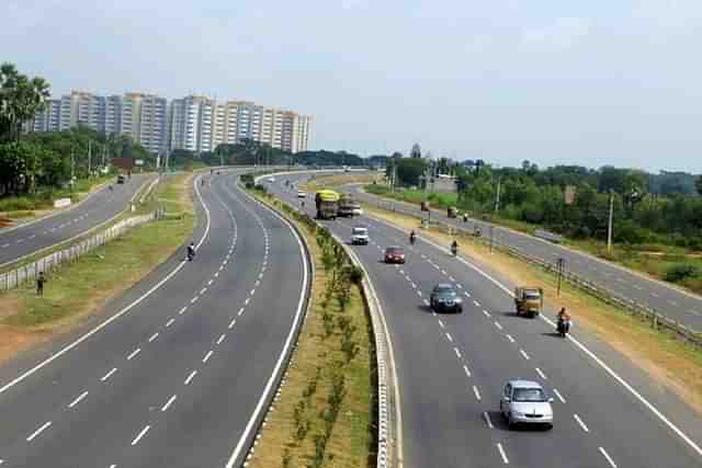 The Vijayawada-Guntur National Highway. (Pratapkagitha/Wikimedia Commons)