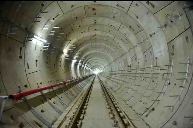 A tunnel track. (MMRC)