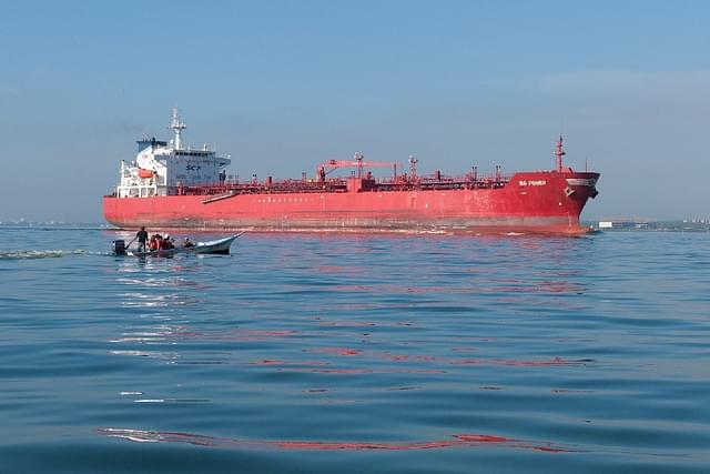 Oil tanker (Pic Via Wikimedia)