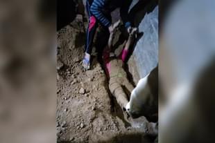 Body of Uma alias Fatima being recovered by the police on 24 December.