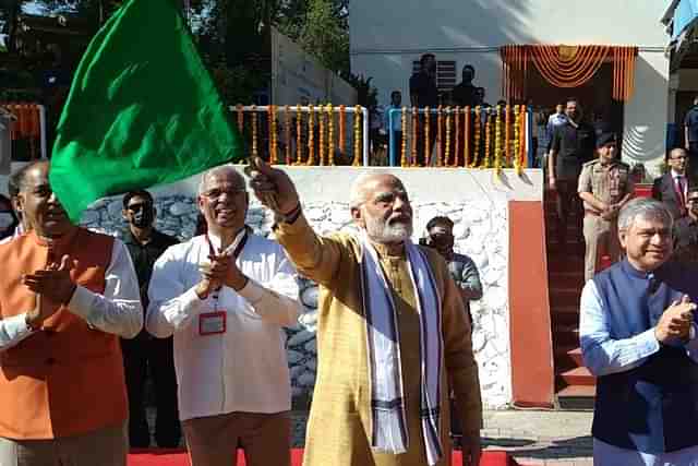 PM Narendra Modi flagging off Vande Bharat train