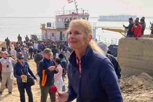 Tourists of MV Ganga Vilas on the banks of River Ganga in Patna (AIR)