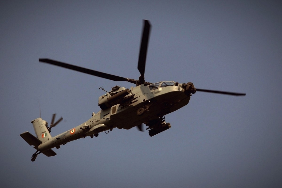 Premium Vector  Apache helicopter seilhouette set vector design