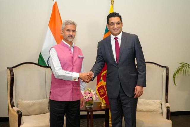 EAM S Jaishankar with his Sri Lankan counterpart (Pic Via Twitter)