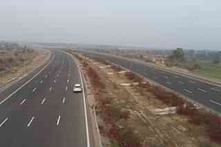 Sohna - Dausa of Delhi - Mumbai Expressway (@nitin_gadkari/Twitter)