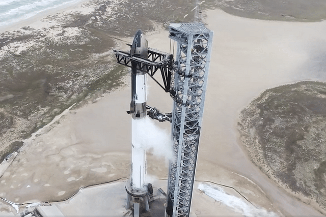 SpaceX's Startship (Pic Via Twitter)