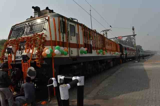 Rail Post Gati Shakti Express Cargo Service, a Joint Parcel Product (JPP) of both the Railways and Department of Post.