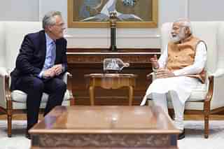 PM Modi with NXP CEO Sievers (Pic Via Twitter)