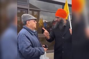 A still from the viral video where a pro-Khalistani man is seen abusing a Gujarati Hindu man.