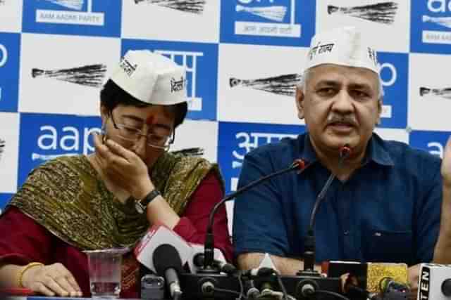 Atishi Marlena with Manish Sisodia (pic via Twitter)