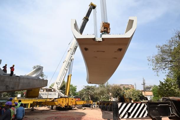 Launching of U-Girder On Agra Metro