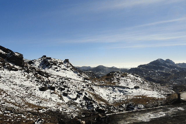 A view on the way to Nathu La, Sikkim (Photo: ParthVaghela19/Wikimedia Commons)