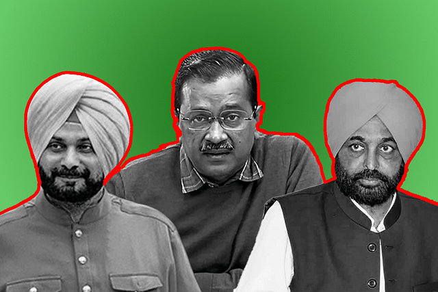 Navjot Singh Sidhu (L), Arvind Kejriwal (centre) and Bhagwant Mann