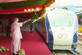 PM Narendra Modi flags off Kerala's first Vande Bharat Express from Thiruvananthapuram Railway Station.