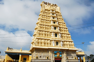 The Chamundeshwari Temple, located at Chamundi hills in Mysuru, registered the third-highest collection of all temples in Karnataka through e-hundi since its introduction. (Photo: Sanjay Acharya/Wikimedia Commons)