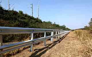 Construction of Metal Beam Fencing on Mumbai-Ahmedabad route