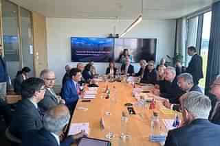 Commerce Minister Piyush Goyal With EFTA leaders in Brussels (Pic Via Twitter)