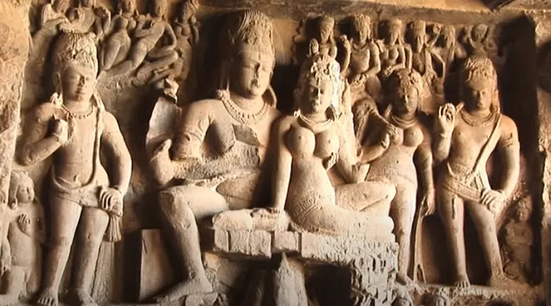 A Visit to the Fascinating Ellora Caves from Aurangabad