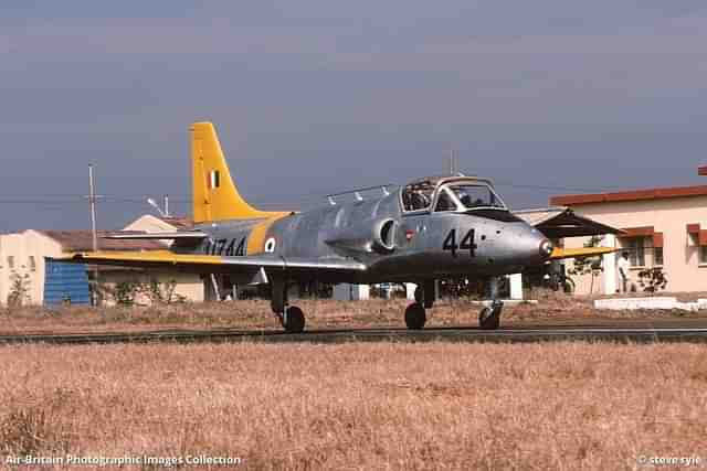 HAL HJT-16 Kiran Intermediate jet trainer aircraft (Via @scramble_nl)