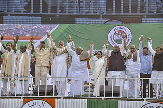 Opposition leaders at a rally in Kolkata before 2019 Lok Sabha polls.