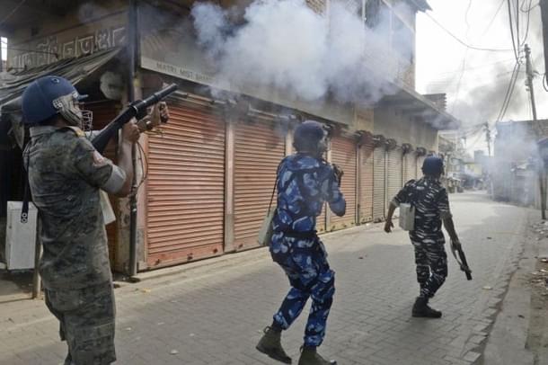 Police fire tear gas shells to quell violence in South 24 Parganas