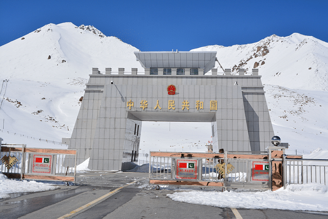 China Border, Pakistan (Nain Malik/Wikimedia Commons)