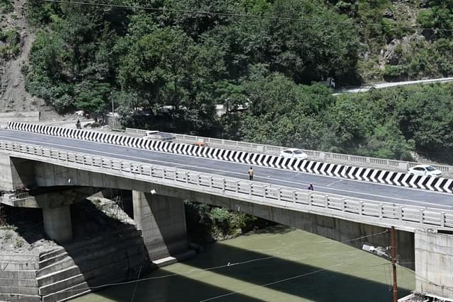 Jaiswal bridge over Chenab river (Pic Via Twitter)