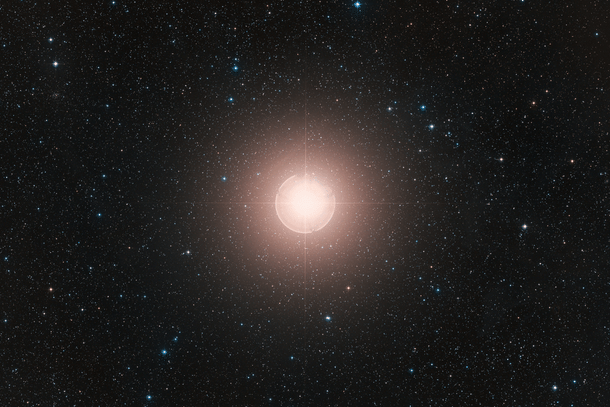 Digitized Sky Survey image of Betelgeuse (Image: ESO/Digitized Sky Survey 2. Acknowledgment: Davide De Martin.)