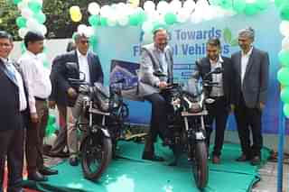 Officials from BPCL and Ashok Leyland at the launch of pilot ED7 fuel.