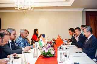 EAM S Jaishankar in Discussion with Wang Yi (Image via Twitter)