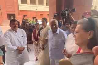Sonia Gandhi interacting with Sanjay Singh outside the Parliament. (Pic: Twitter)