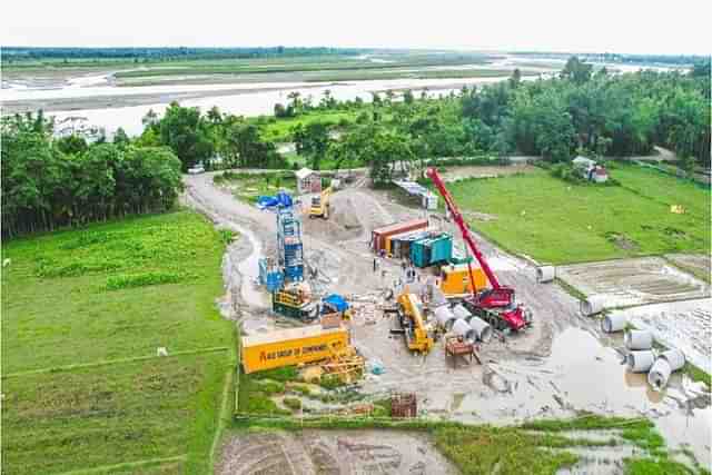 Microtunnelling across River Kanamakra in Assam. 