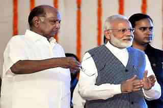 Prime Minister Narendra Modi and NCP supremo Sharad Pawar.