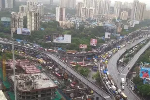 The linking road project is expected ease congestion at the Dahisar naka, which sees a high volume of daily traffic. (Indian Express)