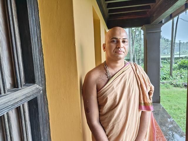 Admar Mutt's Vishvapriya Thirtha Swami.