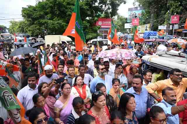 BJP protest in Siliguri against the murder of minor school girl (Pic Via Twitter)