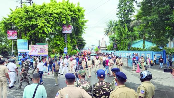 Deployment of policemen in Siliguri on Thursday.