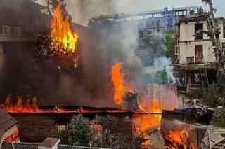 Meitei houses in Moreh set on fire by Kukis.