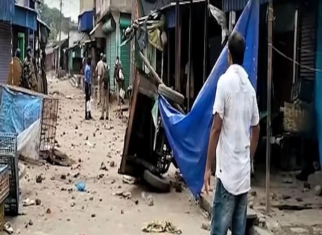 Hindu shops vandalised by Muslim mobs in Bansberia.