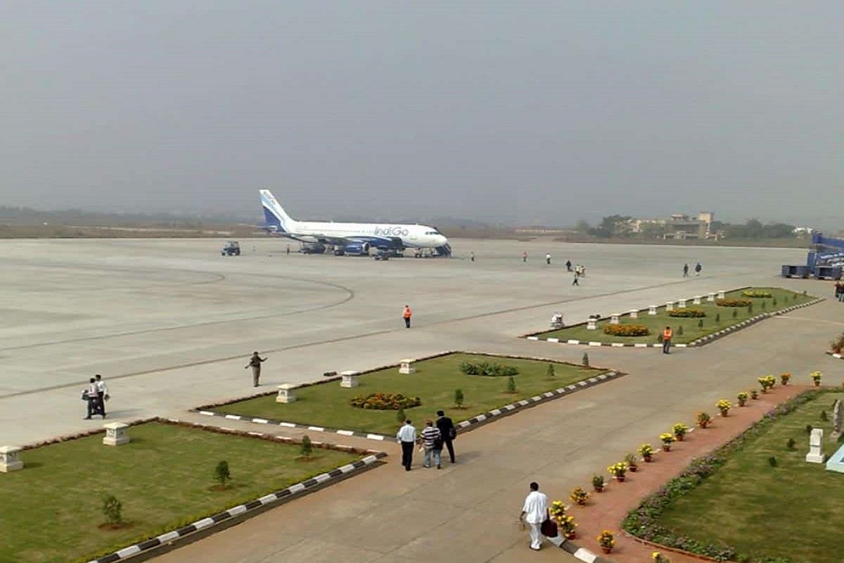 The seventh Nizam, Mir Osman Ali Khan, constructed the Mamnoor airport in 1930.