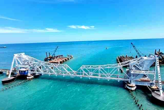 New Pamban bridge under construction beside the existing bridge. (Ministry of Railways)