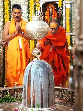 CM Chouhan performing the Panchamrit Abhishekam ritual