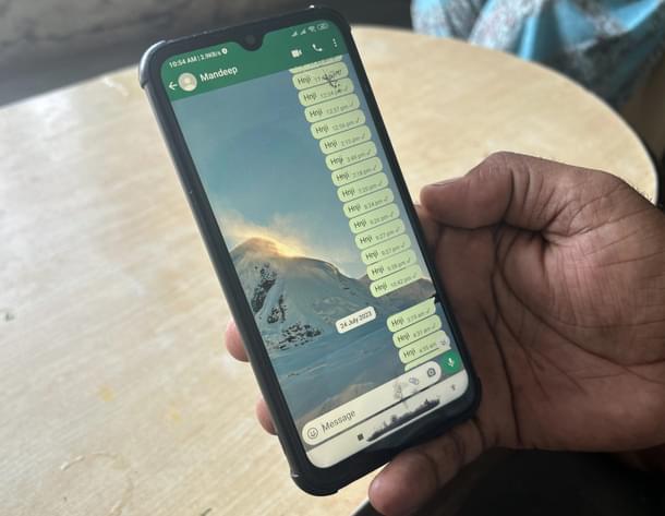 Bheema shows his unread messages to Mandeep, who is in Canada.