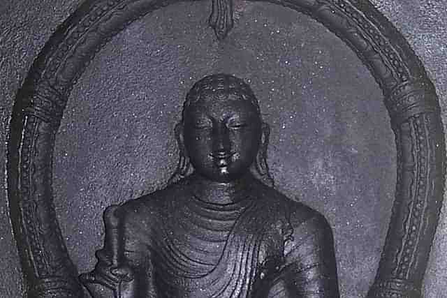 A sculpture of Ilango Adigal (Wikimedia Commons)