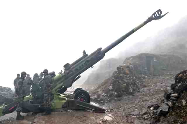 Indian Army's M-777 155mm/39 caliber artillery gun deployed in Arunchal Pradesh close to line of actual control (LAC). (Picture/ ANI)