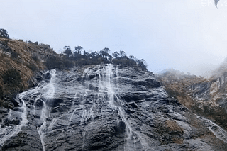 Chumi Gyatse waterfalls (Pic Via YouTube screengrab)