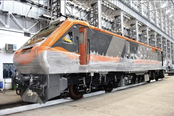 Push-Pull loco at CLW.