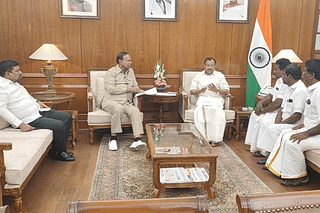 Delegation led by TR Baalu meeting Union Minister of State V Muraleedharan