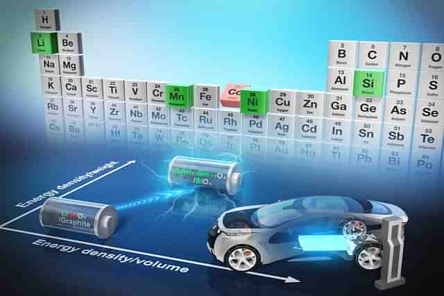 Researchers have developed a new lithium-ion battery prototype that does not use expensive and environmentally harmful cobalt. (Image courtesy of University of Tokyo)