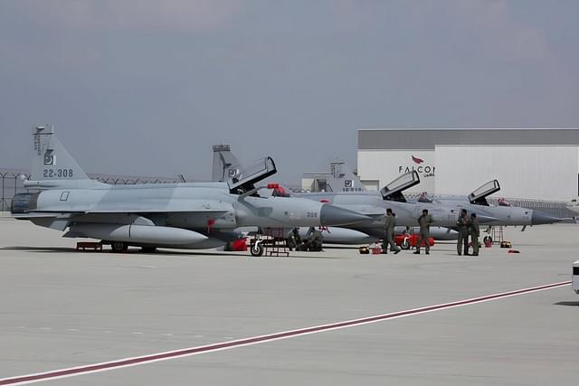 Pakistan's China-made JF-17 block-III fighter jets on display at Dubai Air Show. (Pic via X @officialTatya_1)